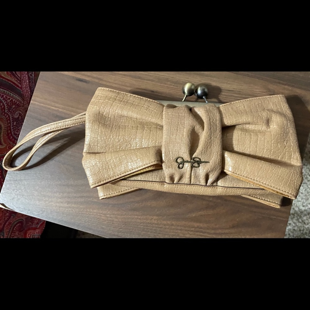 Wristlet/ clutch